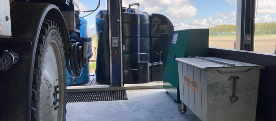 Met nieuwe subsidie voor centrale wasplaatsen zet provincie in op schoner water